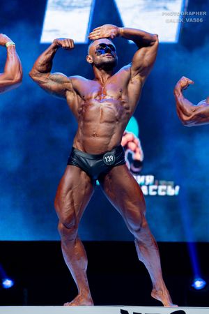 CLASSIC PHYSIQUE 173